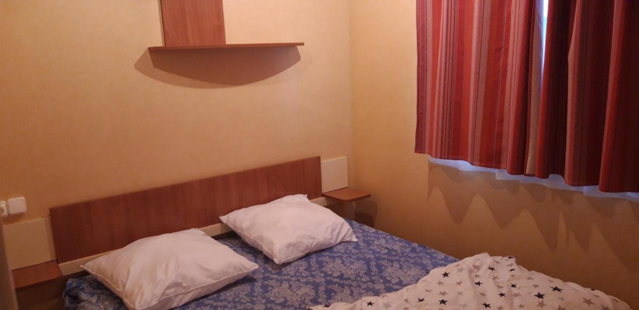 Camping La Source Sournia Exterior foto